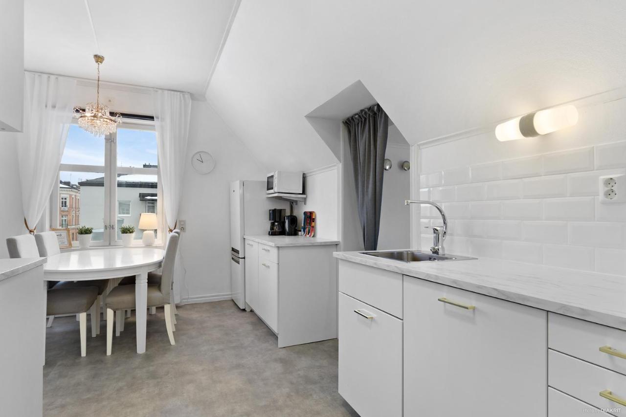 Hernoerum Storgatan - Centrala Laegenheter Härnösand Extérieur photo