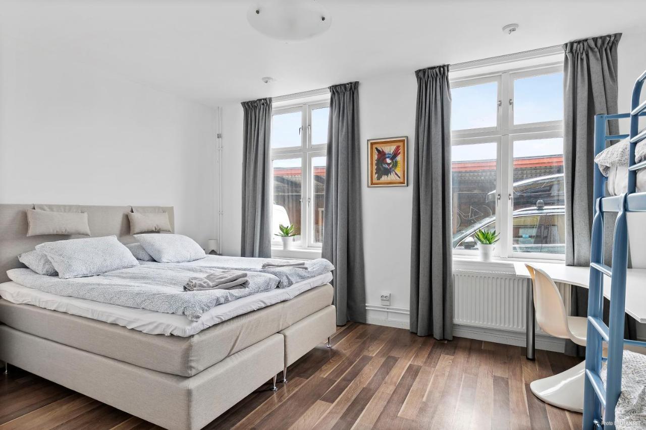 Hernoerum Storgatan - Centrala Laegenheter Härnösand Extérieur photo