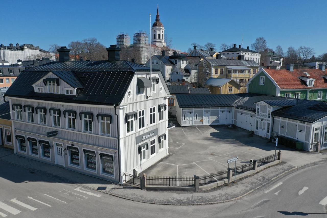 Hernoerum Storgatan - Centrala Laegenheter Härnösand Extérieur photo